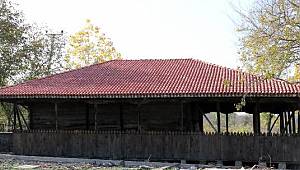 Ahşap Cami Yenileniyor