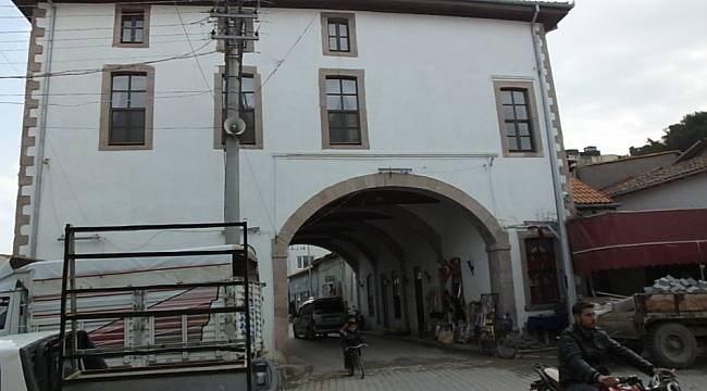 275 Yıllık Ahşap Cami Dikkatleri Üzerine Çekti