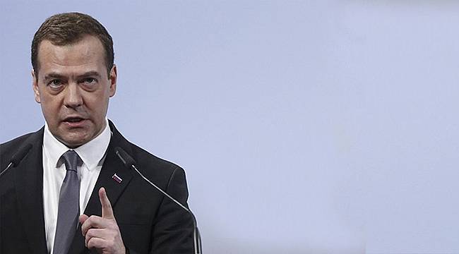 MEDVEDEV TOMRUK KISITLAMASINI İMZALADI!