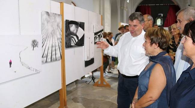 Ahşabın Sükuneti Sergisi Sanat Severlerle Buluştu