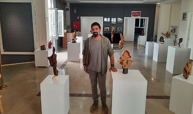 Kendini Çalışan Ağaç Heykel Sergisi İlgi Gördü