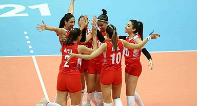 A Mili Kadın Voleybol Takımı finalde