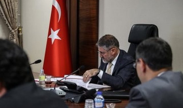 Bakan Nebati: "Nesillerin refahı için durmadan çalışmaya devam"