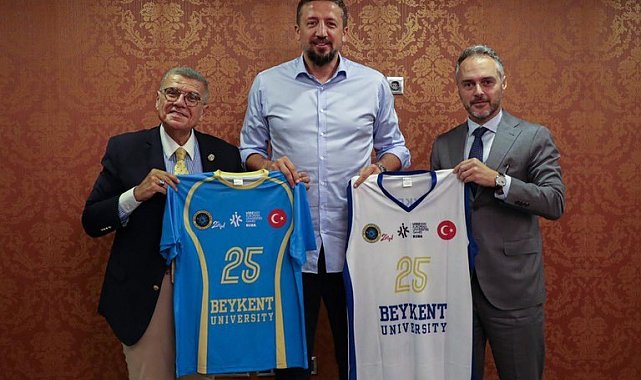 Beykent Üniversitesi heyetinden TBF Başkanı Hidayet Türkoğlu'na ziyaret