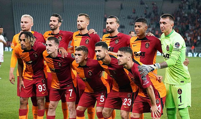 Galatasaray tek değişiklik