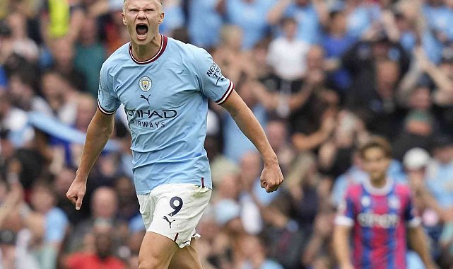 Manchester City ikinci yarı coştu