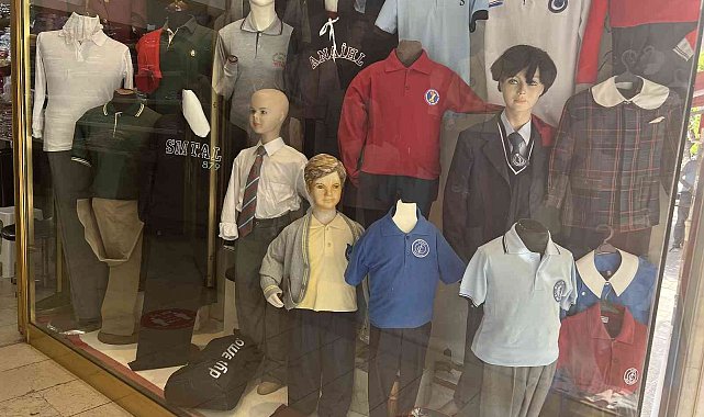 Okul kıyafetleri cep yakıyor