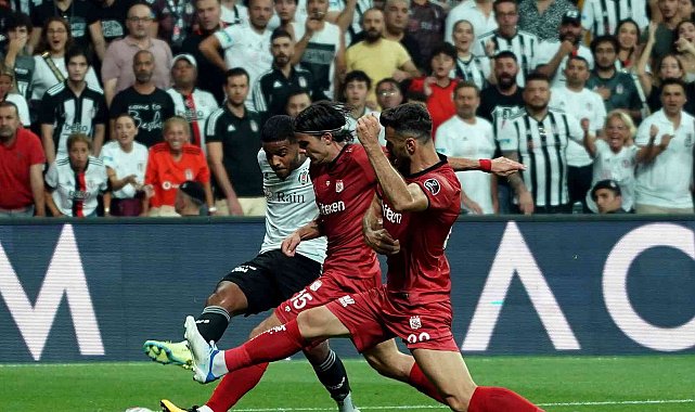 Spor Toto Süper Lig: Beşiktaş: 3 - Sivasspor: 0