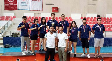 Yenimahalle Kayseri'de madalyaları topladı