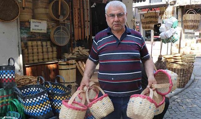 Ahşap, plastiğe direnmeye devam ediyor