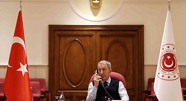 Bakan Akar, Ukraynalı mevkidaşı Reznikov ile görüştü