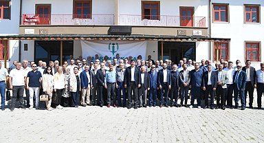 Başkan Oğuz, Kahramankazanlı yönetici ve bürokratlarla bir araya geldi