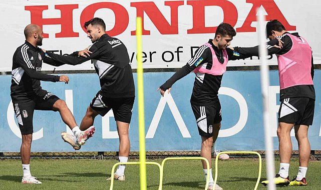 Beşiktaş, Fenerbahçe maçının hazırlıklarını sürdürdü