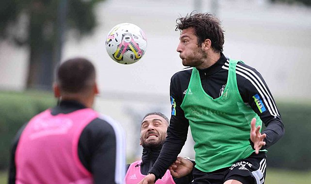 Beşiktaş'ta derbi hazırlıkları sürüyor