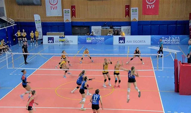 Cumhuriyet Kupası Voleybol Turnuvası başladı