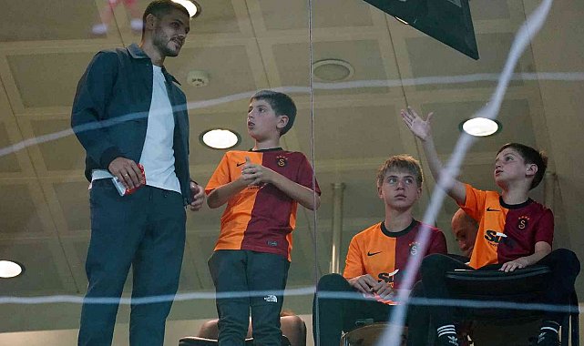 Galatasaray'da yıldızlar tribünde