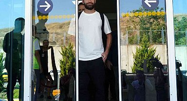 Galatasaray'ın yeni transferi Juan Mata, İstanbul'a geldi