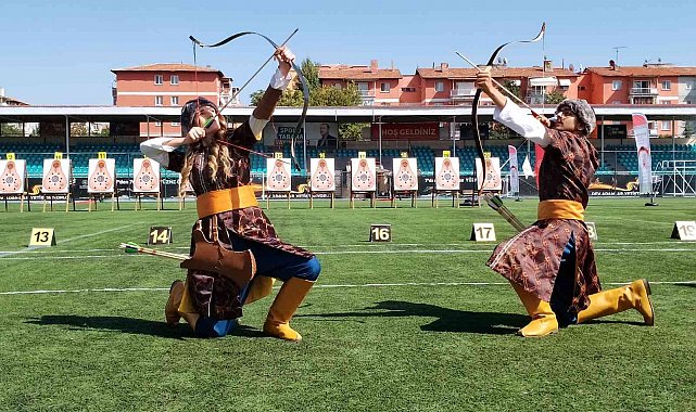Gençlik Merkezleri arası Geleneksel Türk Okçuluğu Turnuvası Ankara'da düzenlendi
