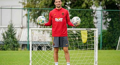 Leo Dubois: "Galatasaray'a oynamaya ve şampiyonluk kazanmak için geldim"