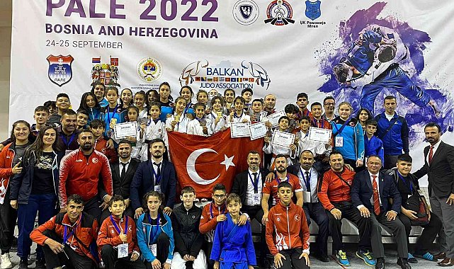 Minikler Balkan Şampiyonası ilk gününde 14 madalya