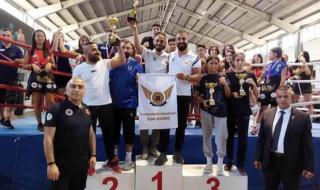 Muaythai Dostluk Kupası'nın kazananı Yenimahalle Belediyesi oldu