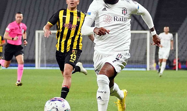 Spor Toto Süper Lig: İstanbulspor: 1 - Beşiktaş: 2