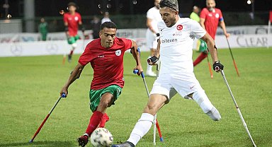 Ampute Mili Takımı, yarı finalde