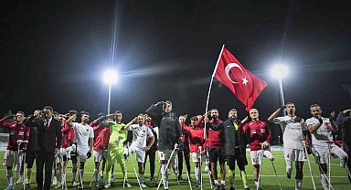Ampute Milli Takımı, Dünya Kupası'nda Liberya'yı 5-0 yenerek son 16'ya kaldı