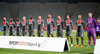 Andrea Pirlo'dan İstanbulspor maçı kadrosunda 3 değişiklik