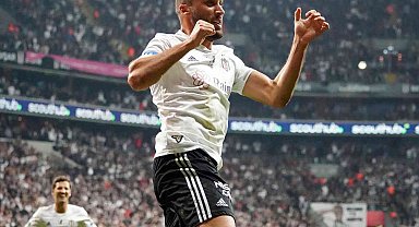 Cenk Tosun maça damga vurdu