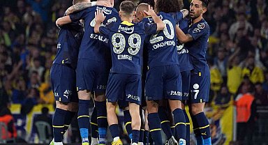 Fenerbahçe hem sahada hem istatistiklerde zirvede
