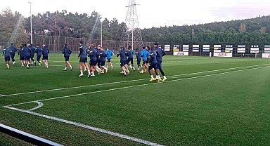 Fenerbahçe, Rennes maçı hazırlıklarını tamamladı