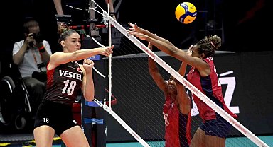 FIVB Dünya Şampiyonası: ABD: 3 - Türkiye: 1