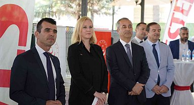 Vestel'den görme engelli öğrencilere WeWALK akıllı baston desteği