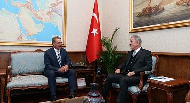 Bakan Akar, ABD'nin Ankara Büyükelçisi Flake'i kabul etti