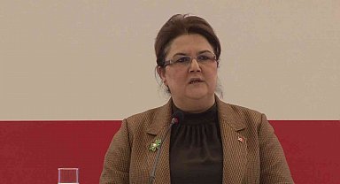 Bakan Derya Yanık: "Türkiye göç ve mülteciler bakımından köprü vazifesi görüyor"