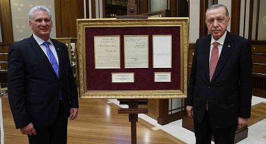 Cumhurbaşkanı Erdoğan'dan Küba'ya tarihi hediye