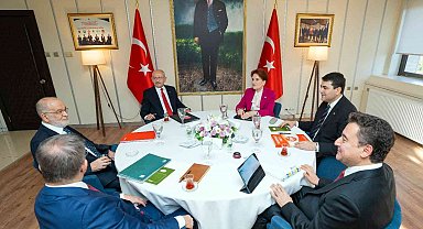 Demokrat Parti ev sahipliğinde gerçekleşen altılı masa toplantısı sona erdi