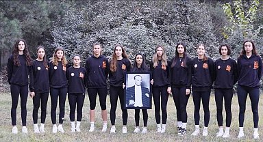 Eczacıbaşı Dynavit, 10 Kasım'da Atatürk'ü fidan dikerek andı
