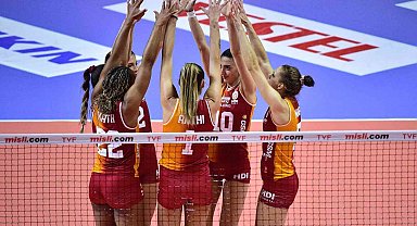 Voleybolda derbi heyecanı