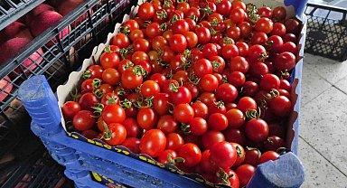 Antalya'da yaşanan sel, İstanbul'da hâli vurdu