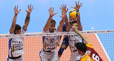 AXA Sigorta Efeler Ligi: Galatasaray HDI Sigorta: 1 - Arkas Spor: 3