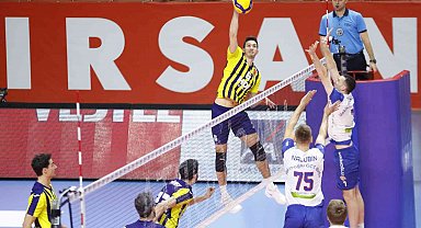 AXA Sigorta Kupa Voley: Fenerbahçe HDI Sigorta: 3 - Hekimoğlu: 1