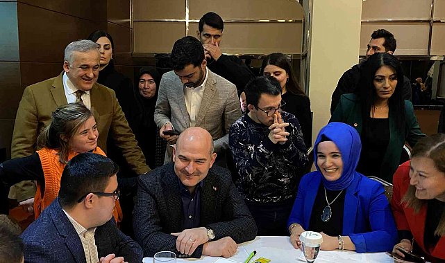 Bakan Soylu, engelli vatandaşlar ve aileleriyle bir araya geldi