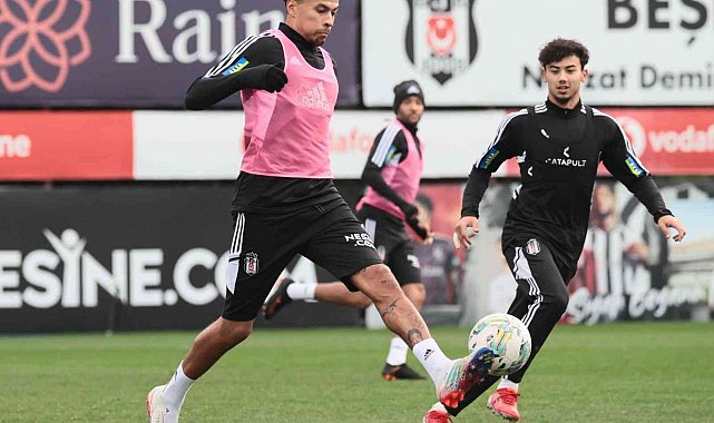 Beşiktaş kondisyon ve taktik çalıştı