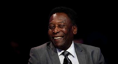 Dünya futbolunun acı günü: Pele hayatını kaybetti