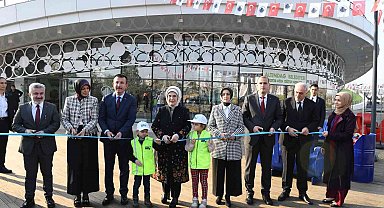 Emine Erdoğan: "Geleceğimiz emin ellerde"