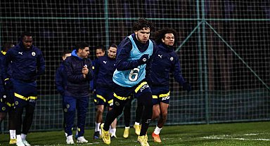 Fenerbahçe, Hatayspor maçı öncesi kampa girdi