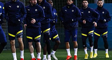 Fenerbahçe, İstanbulspor maçı öncesi kampa girdi