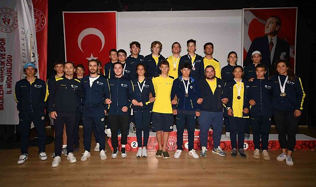Fenerbahçe Yelken'den tarihi başarı